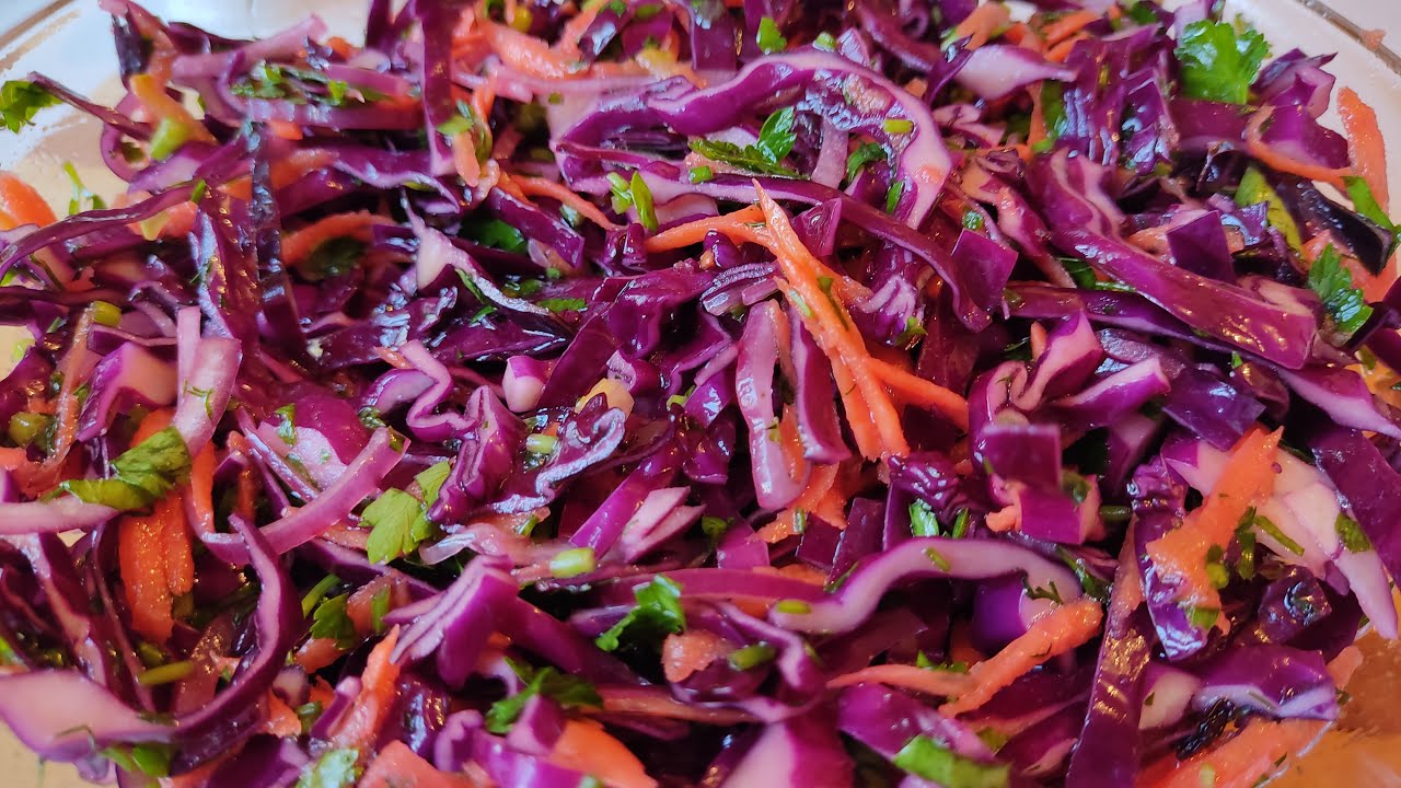 Qırmızı Kələm Salatı